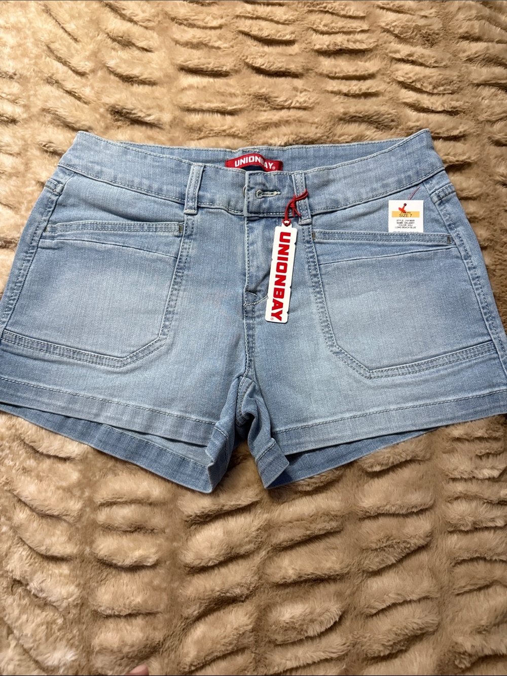 UNIONBAY Light Wash Denim Short Shorts